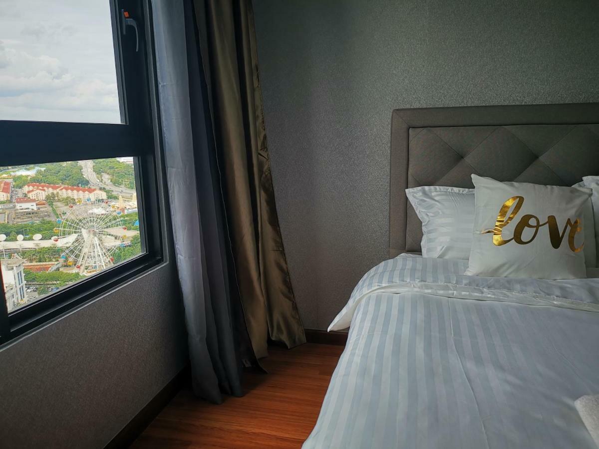 Studio Apartment With Balcony By Host Assist I-City Шах-Алам Екстер'єр фото